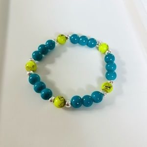 Glass bead bracelet